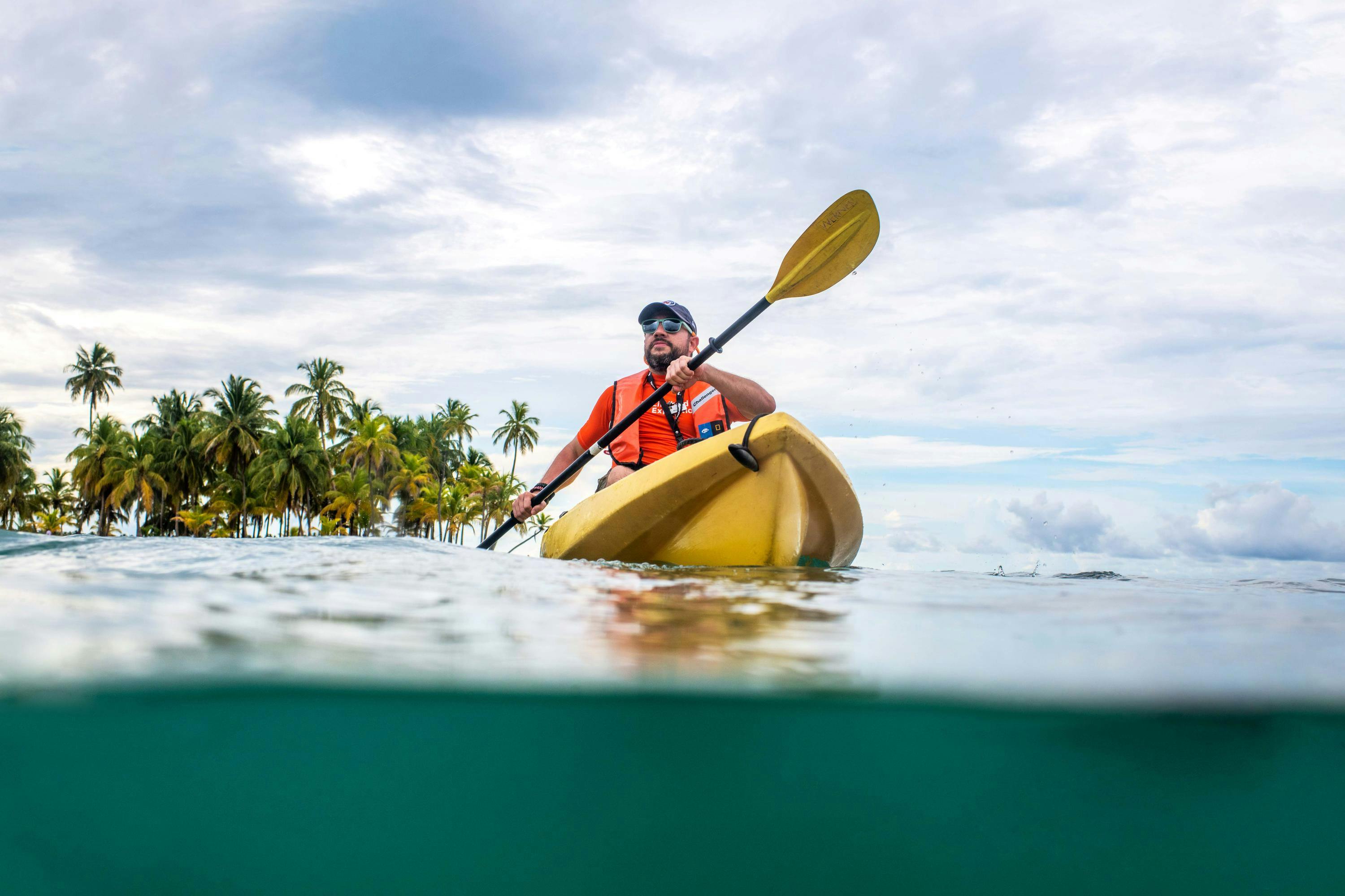 A guest kayaks in the Islet of Anmardub Island, Panama