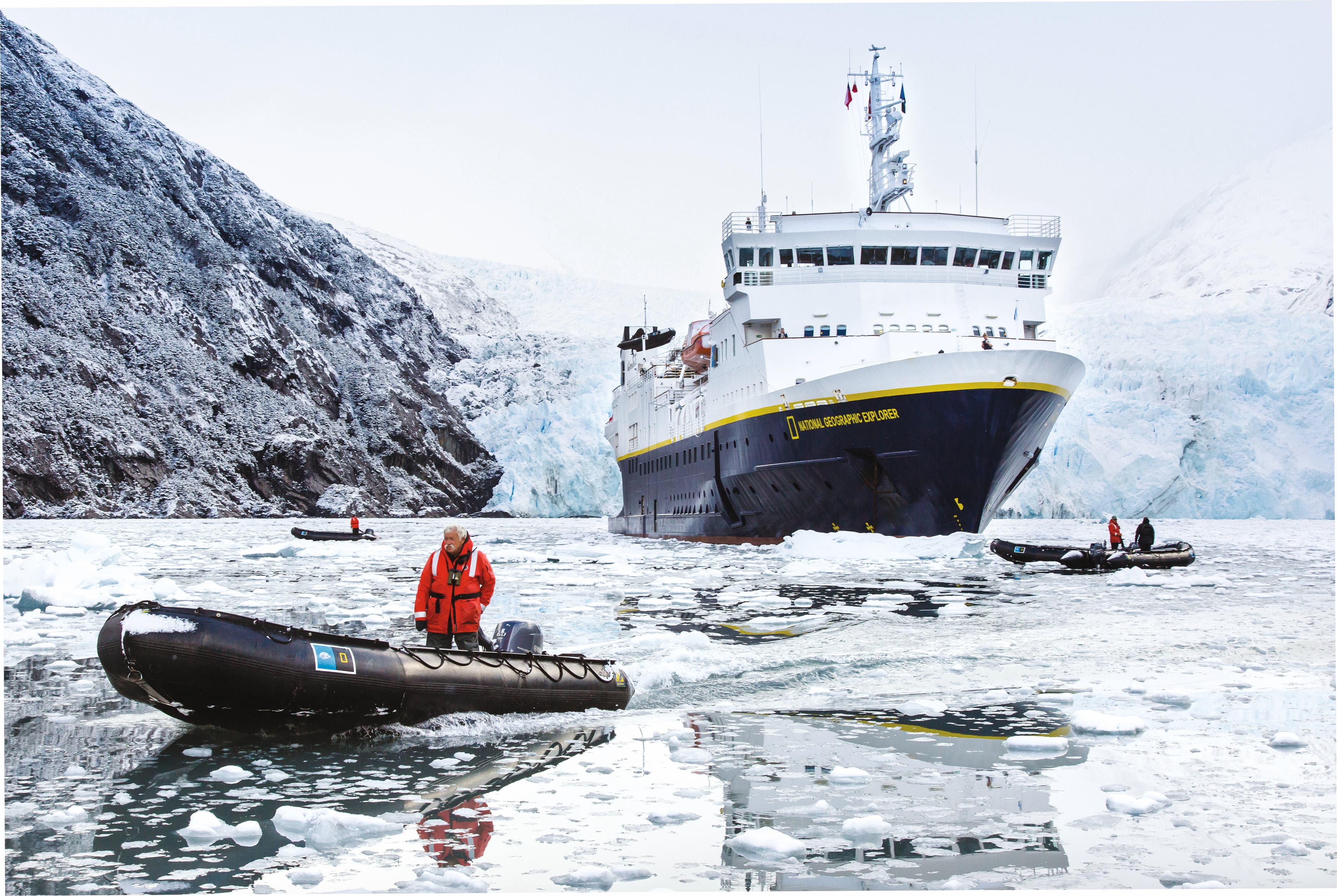 Hero Image Large RGB-Lindblad Expeditions-Chile Patagonia SA286.jpg