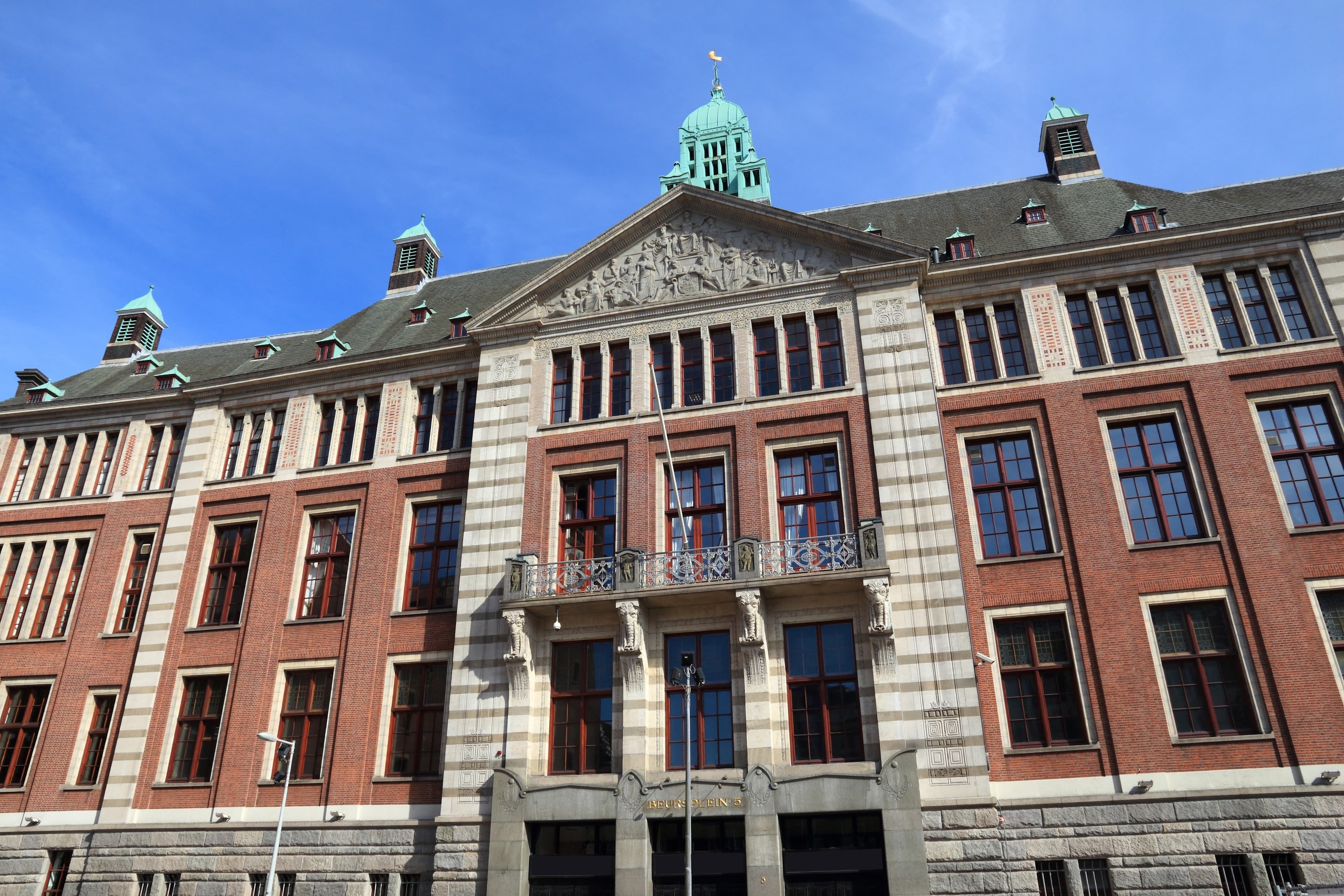 Netherlands shutterstock_713177224.jpg