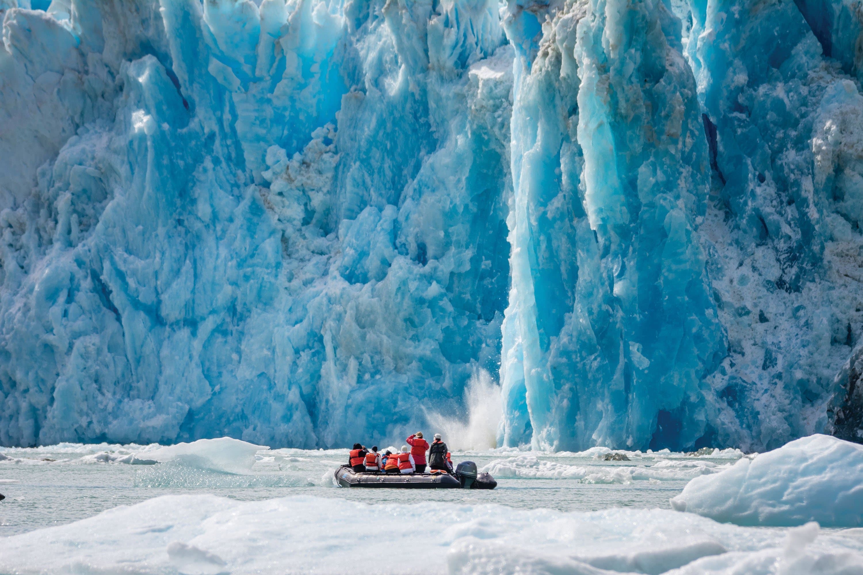 Hero Image AK720_Max Siegal.jpg