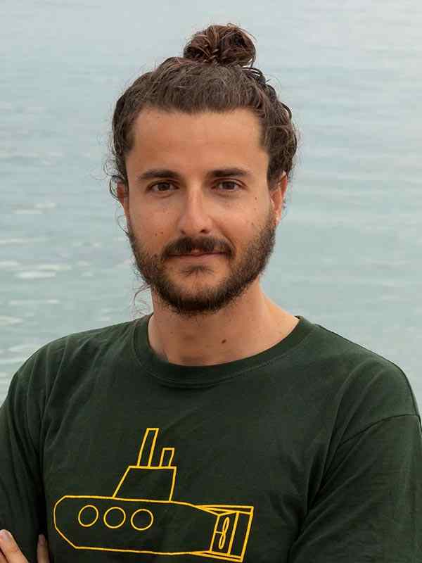 Join National Geographic Explorer and marine biologist Giovanni Chimienti on the January 20 &amp; 25, 2023, Belize expeditions