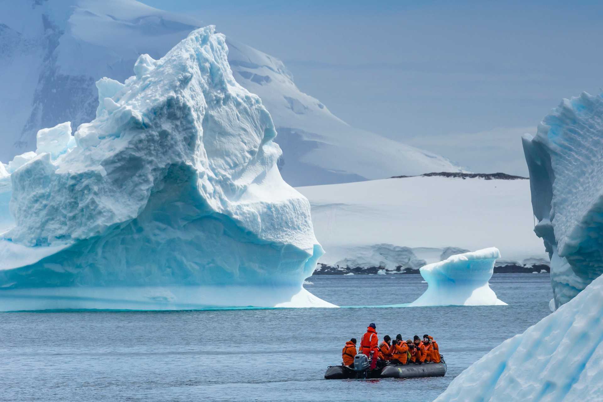 Large RGB-LEX-Antarctica Cuverville Island RLH-ANT14-57136.jpg