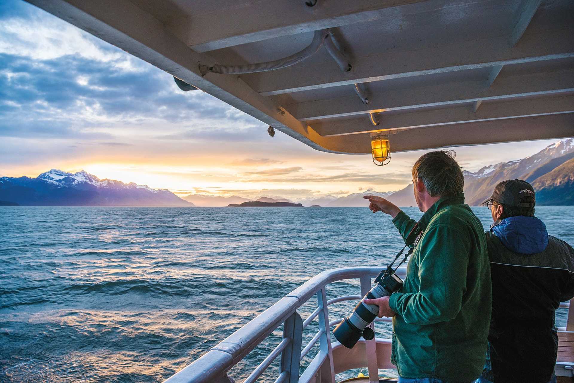 Large RGB-LEX-US Alaska Haines - Ship NG Sea Bird Exterior - Observation Deck - DVAK602.jpg